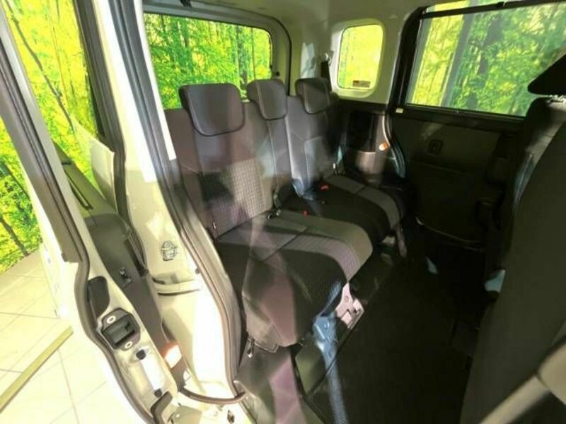 ROOMY-8