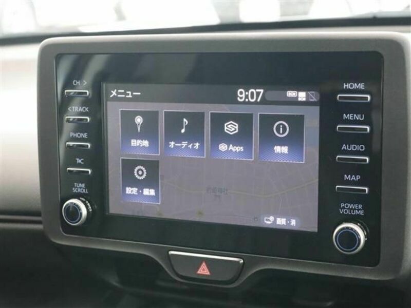 YARIS CROSS-9