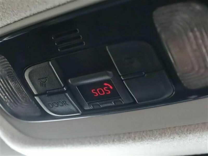 YARIS CROSS-28