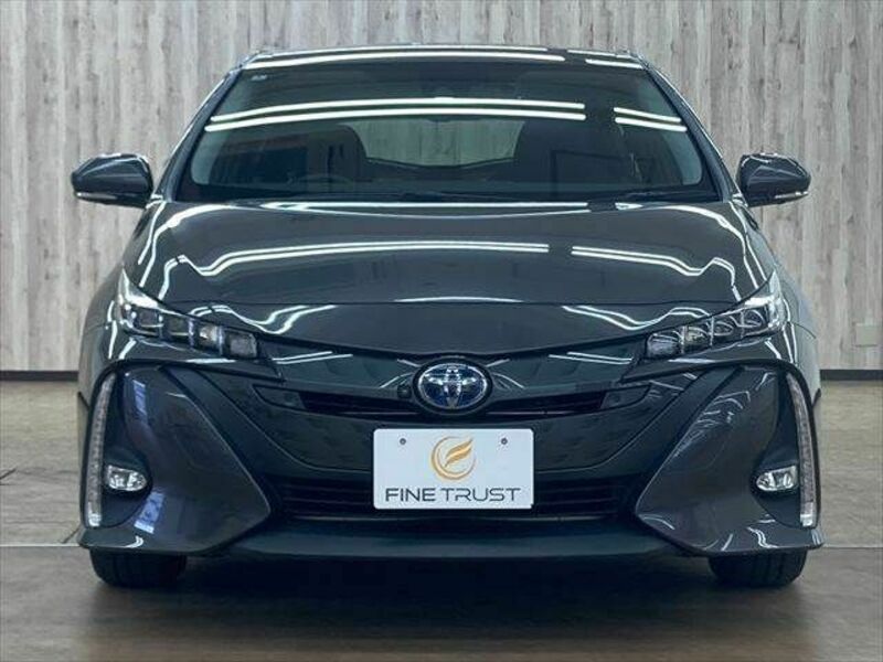 PRIUS PHV-11