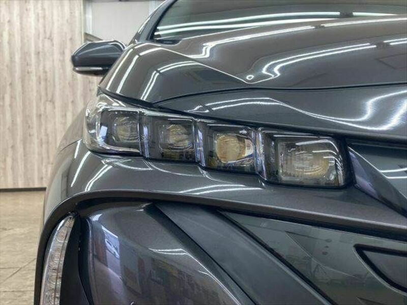 PRIUS PHV-19