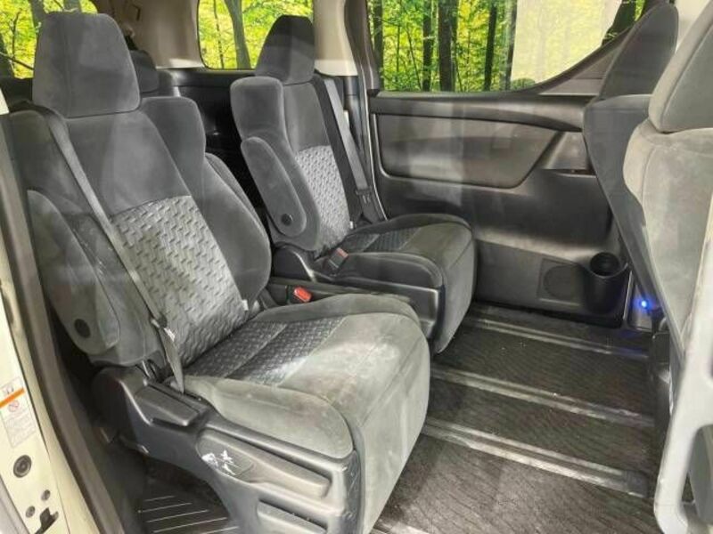 VELLFIRE-8