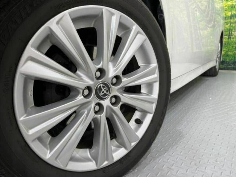 VELLFIRE-13