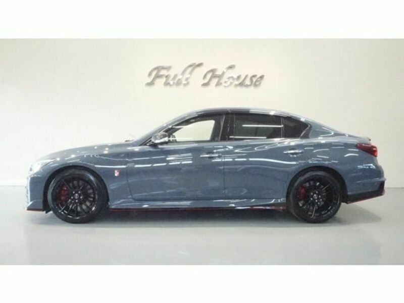 NISSAN　SKYLINE