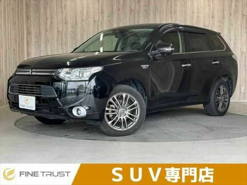 MITSUBISHI　OUTLANDER PHEV