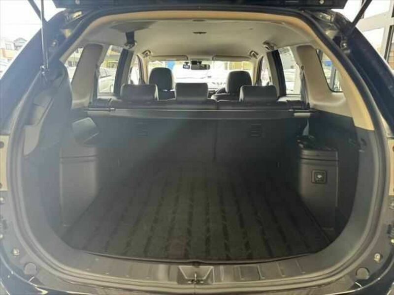 OUTLANDER PHEV-8