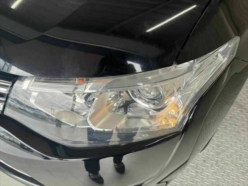 OUTLANDER PHEV-10