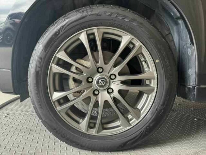 OUTLANDER PHEV-11
