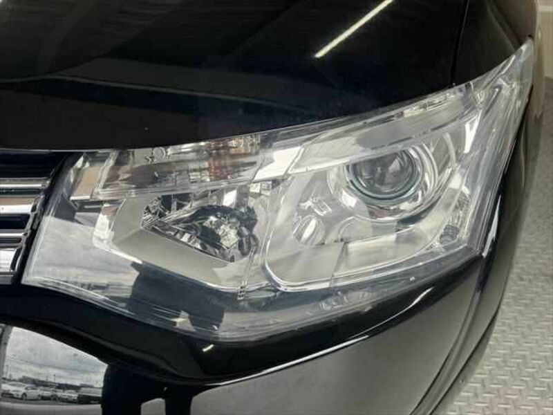 OUTLANDER PHEV-19