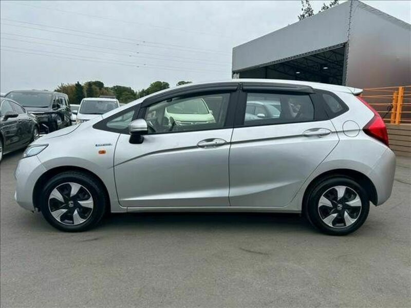 FIT HYBRID