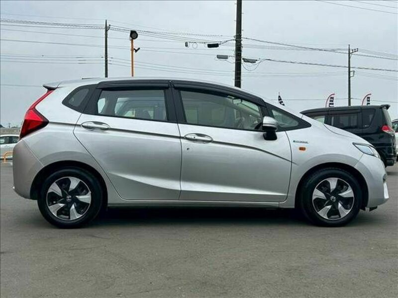 FIT HYBRID