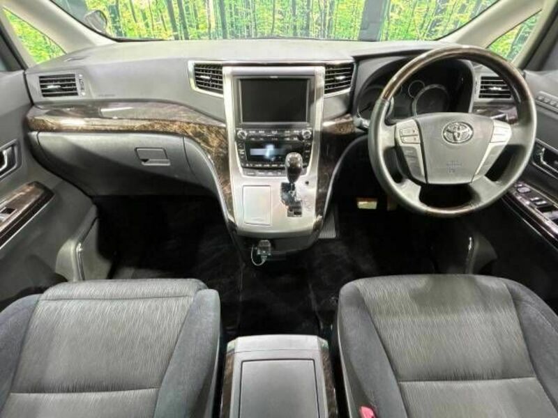 VELLFIRE-1