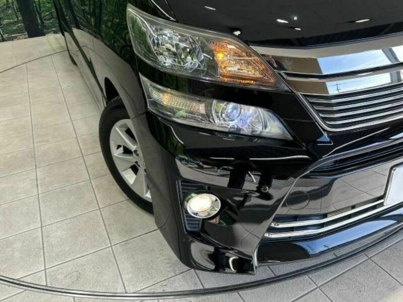 VELLFIRE-12