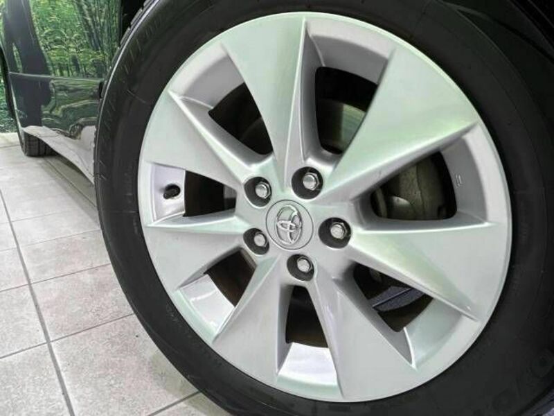 VELLFIRE-13