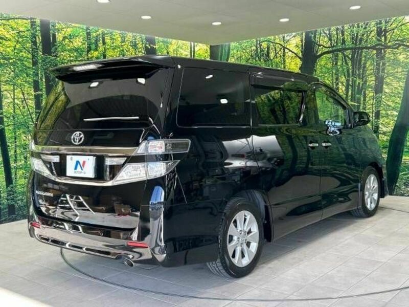 VELLFIRE-17