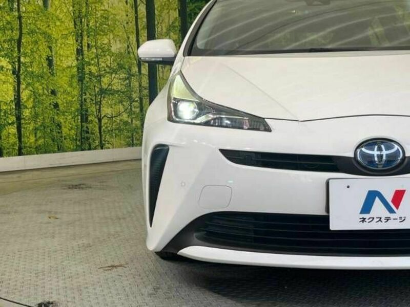 PRIUS-11