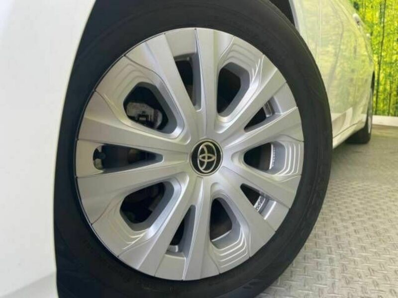 PRIUS-12