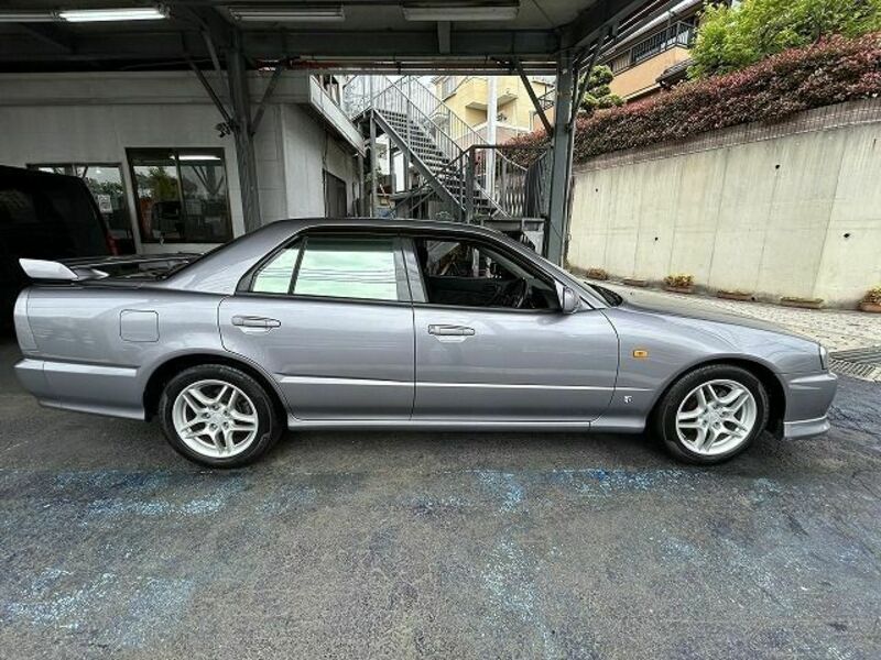 SKYLINE-7