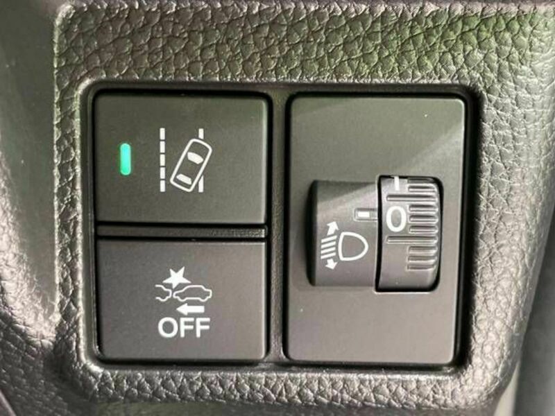 N BOX CUSTOM-4