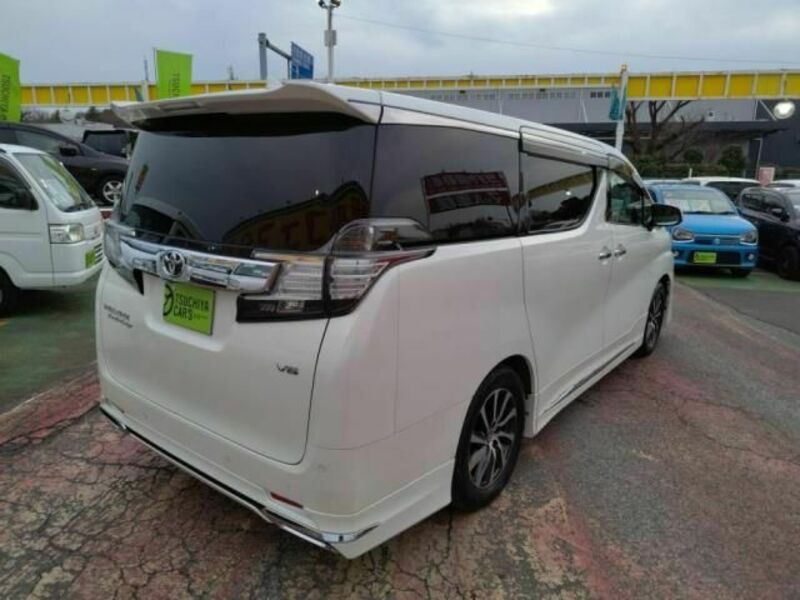 VELLFIRE-9
