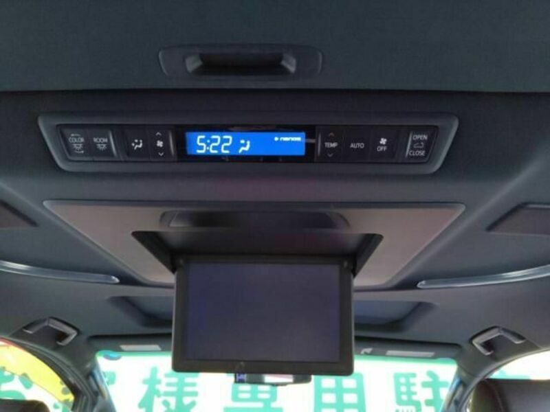 VELLFIRE-17