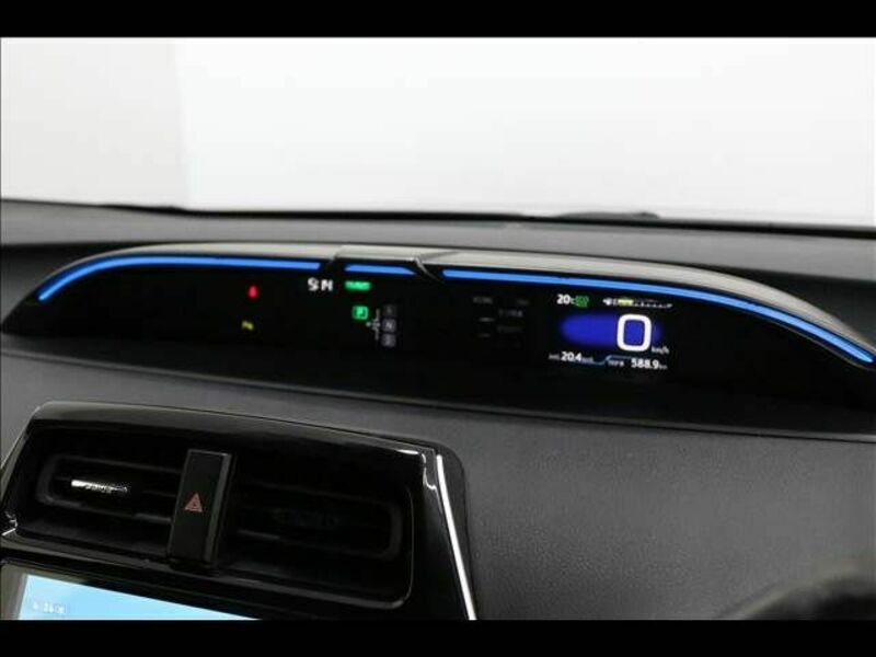 PRIUS-7