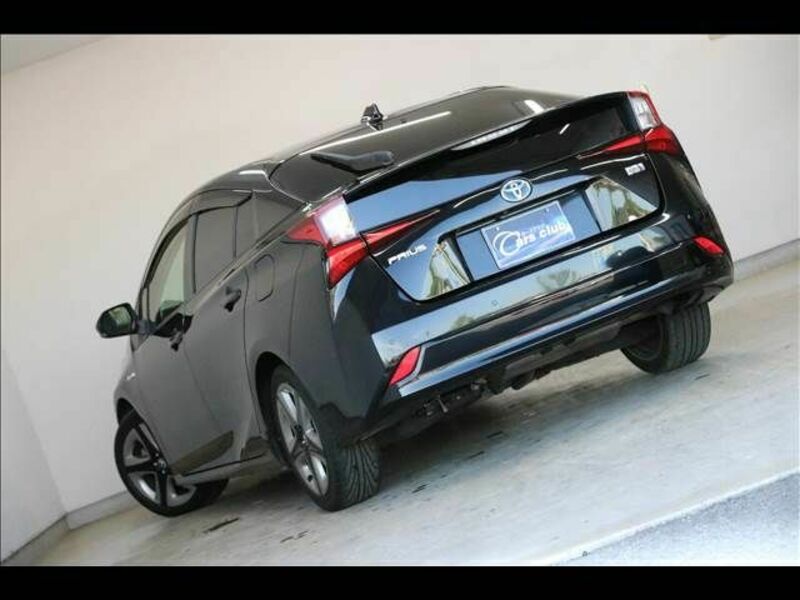 PRIUS-10