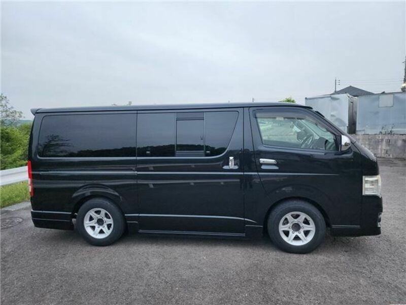 HIACE-5