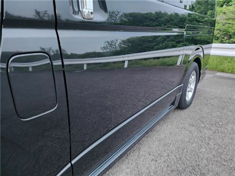 HIACE-12