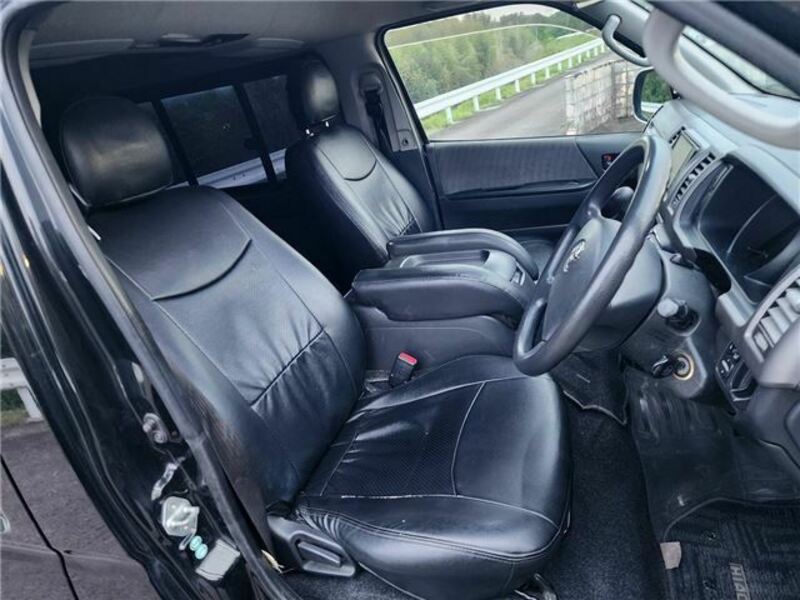 HIACE-19