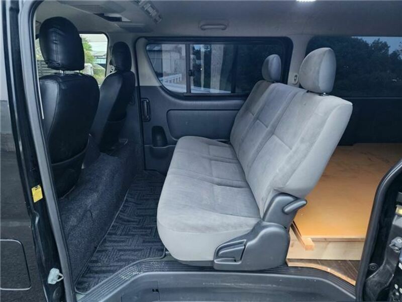 HIACE-23