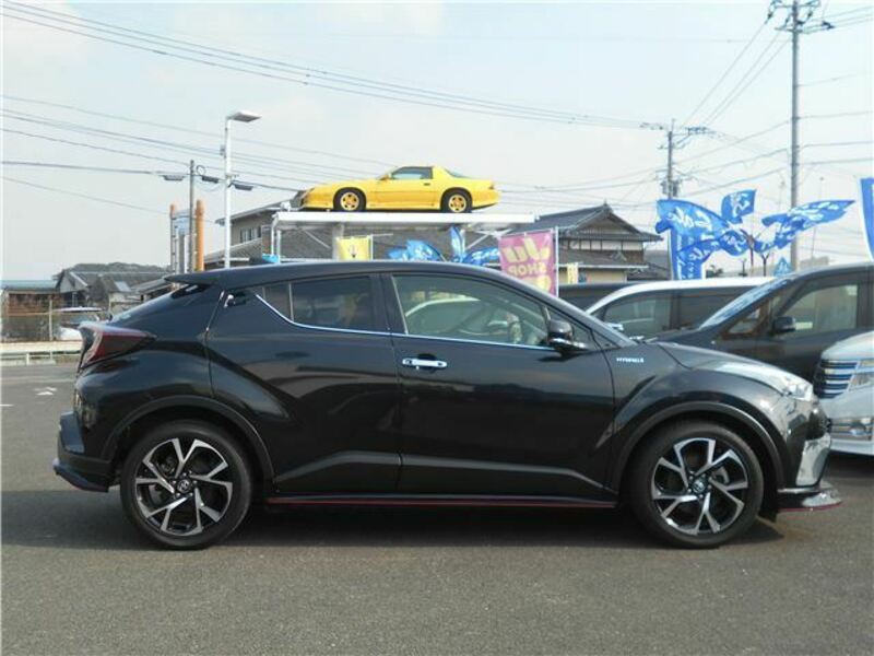 C-HR-4