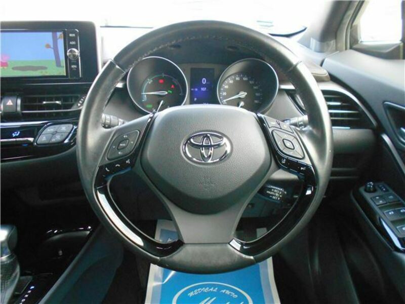 C-HR-11