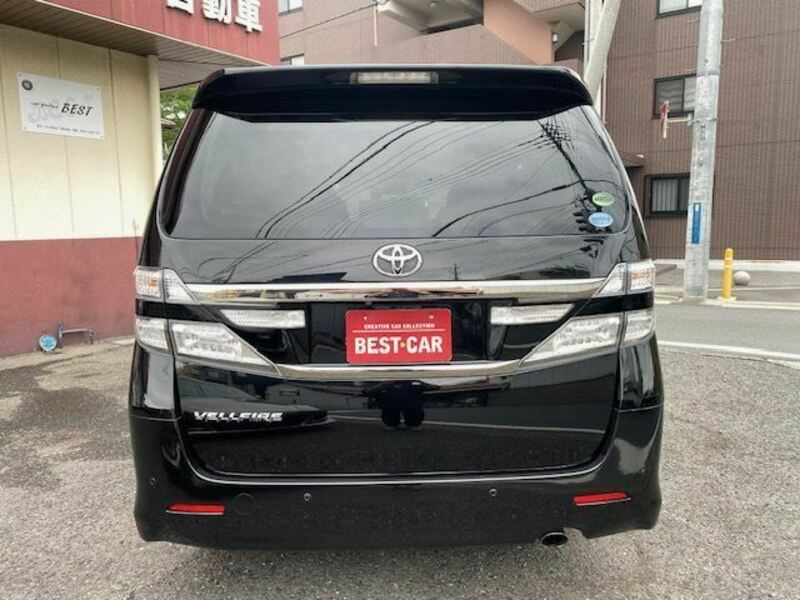 VELLFIRE-10