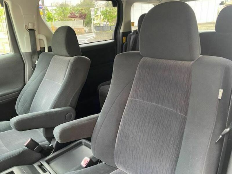 VELLFIRE-15