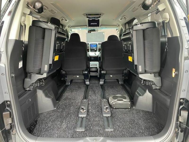 VELLFIRE-20