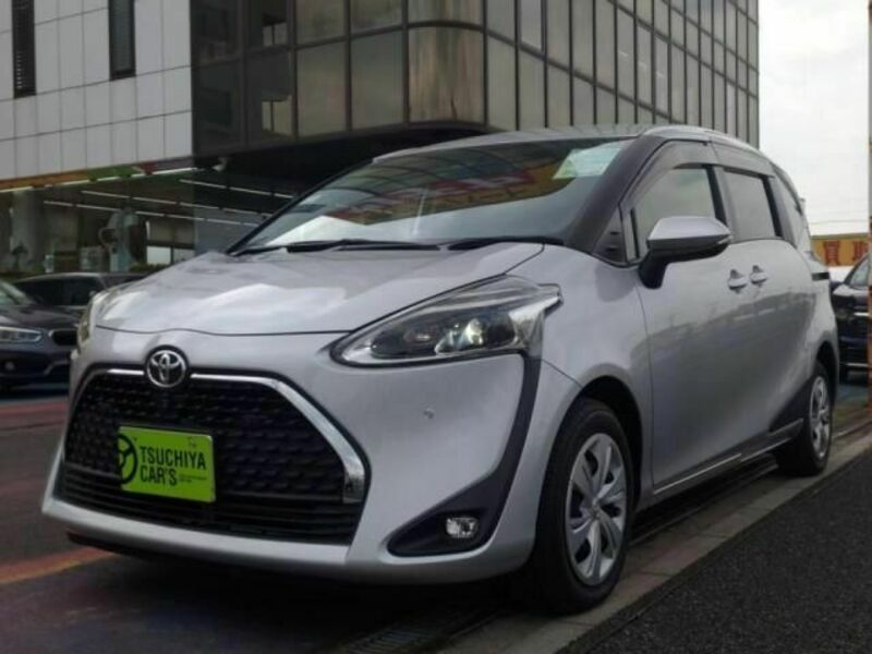 TOYOTA　SIENTA