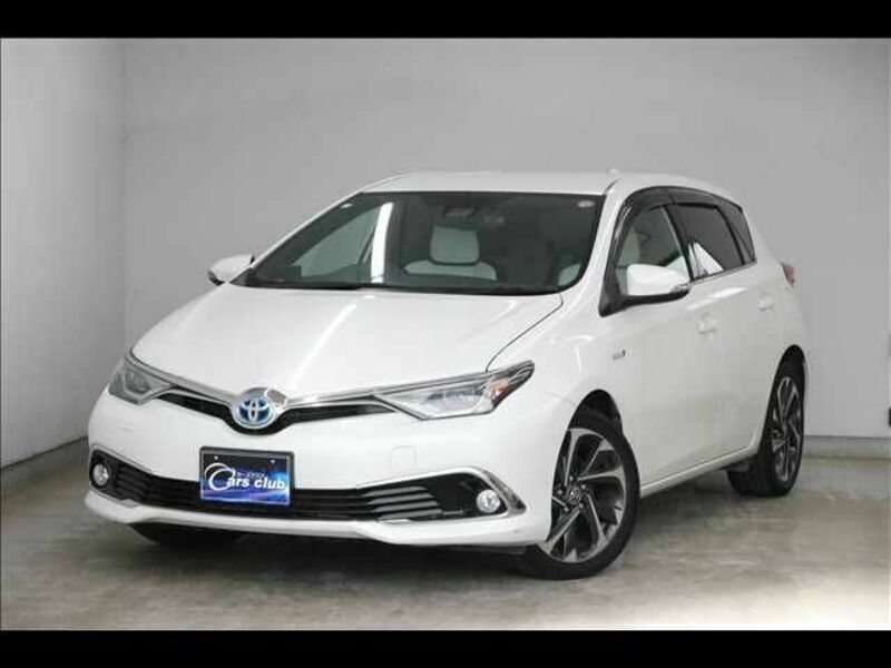TOYOTA　AURIS HYBRID