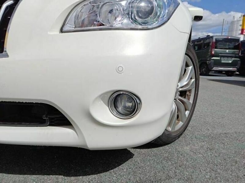 FUGA HYBRID-11