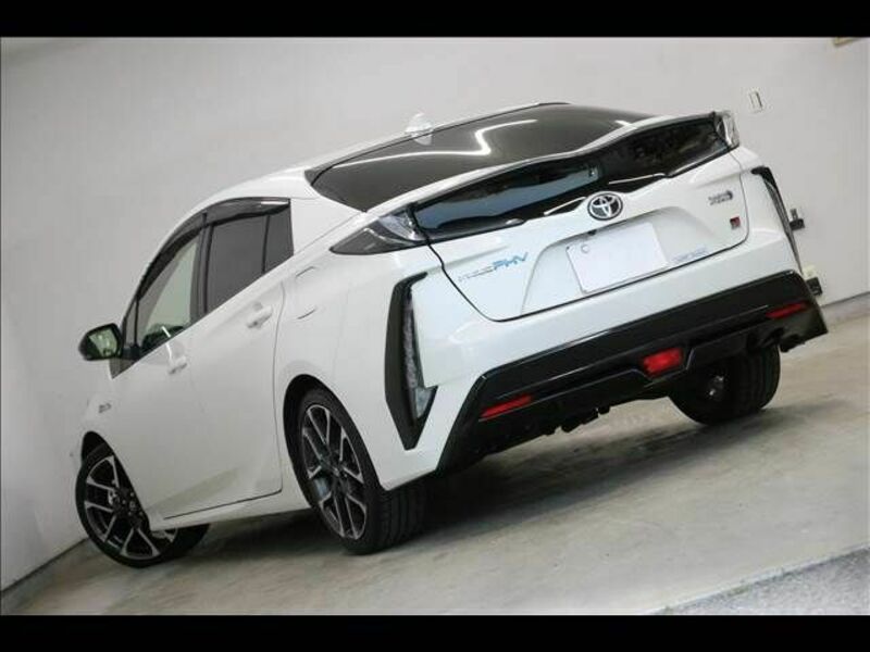 PRIUS PHV-10