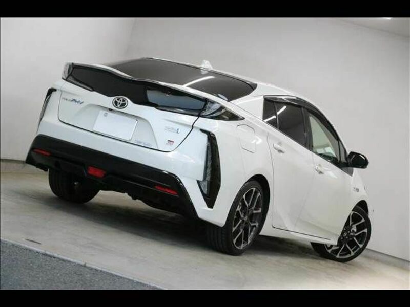PRIUS PHV-11