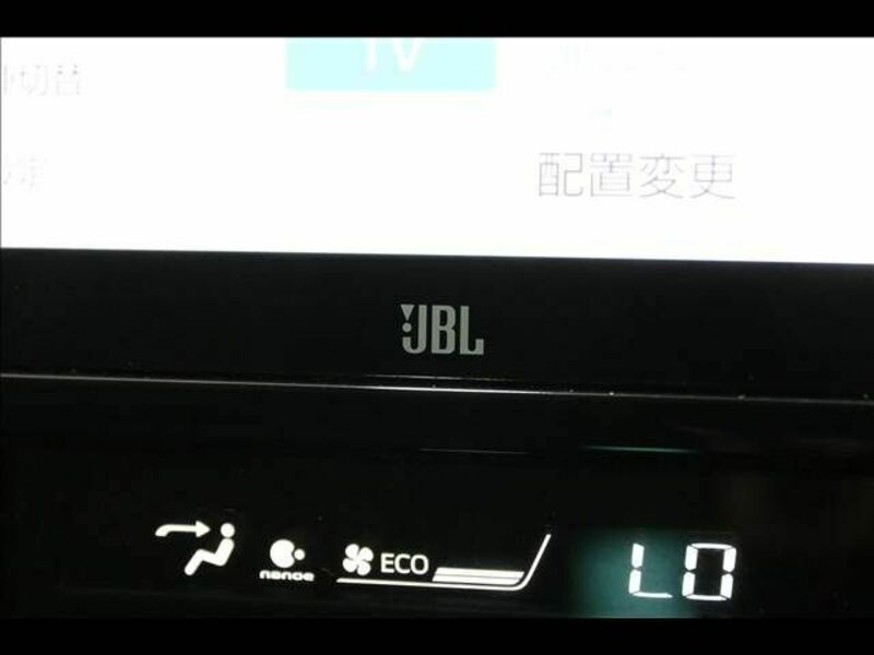 PRIUS PHV-6