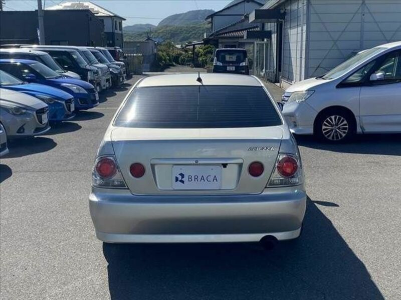 ALTEZZA-12