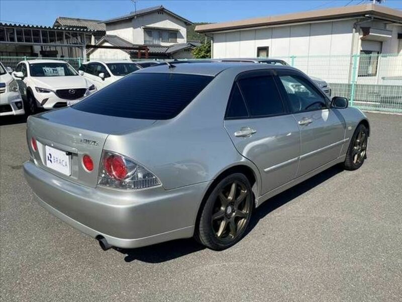 ALTEZZA-13