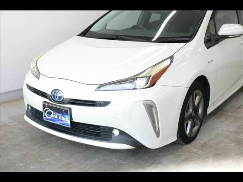 PRIUS-12