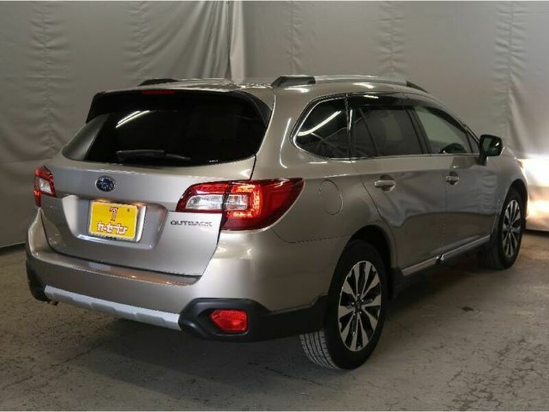 LEGACY OUTBACK-1