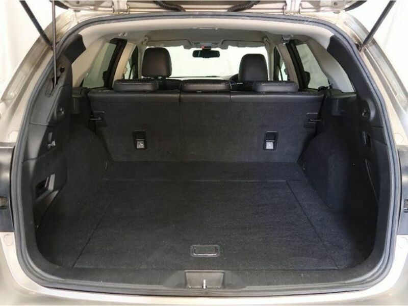 LEGACY OUTBACK-8