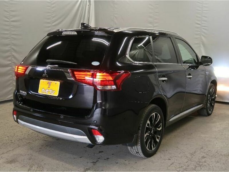 OUTLANDER PHEV