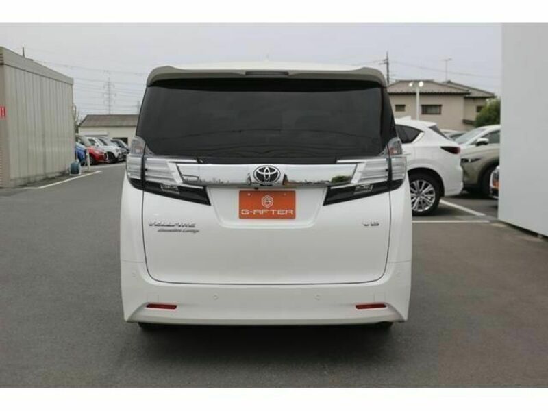 VELLFIRE-8