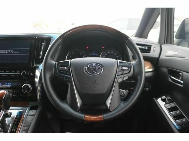 VELLFIRE-15